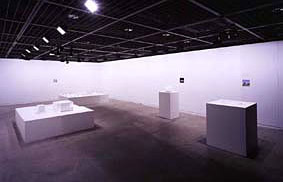 「妹島和世＋西沢立衛／ＳＡＮＡＡ展」（2003年）