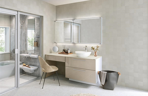 洗面化粧台エスクア　8月発売