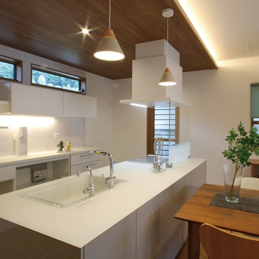 H様邸 継ぐ ～父の山・木・家をリモデルして暮らす