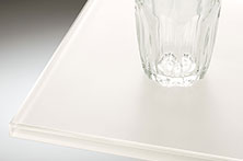 クリスタルグレージュ