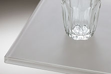 クリスタルダルグレー